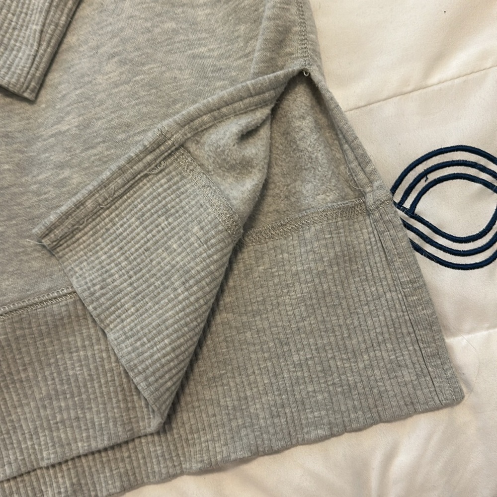 Maurice’s tunic length sweatshirt women’s size large - Picture 8 of 9